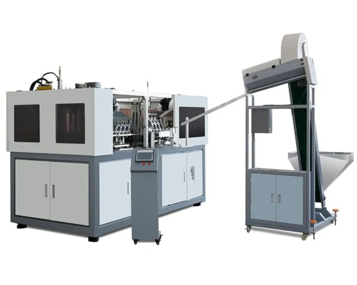 Macchina per la produzione di bottiglie d'acqua in plastica